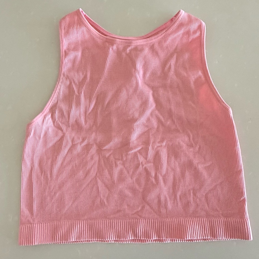 💕 Pink Racerback Tank Top Size Medium - Picture 3 of 5